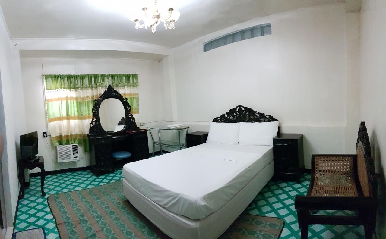 Third & Sean'S Place Legazpi Luaran gambar